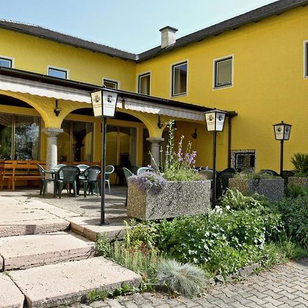 Stiftsgasthof Hochburg 외부 사진